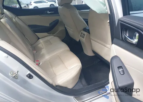 2016 Nissan Maxima 3.5 Sl z USA, uszkodzony, nr VIN 1N4AA6AP1GC904065